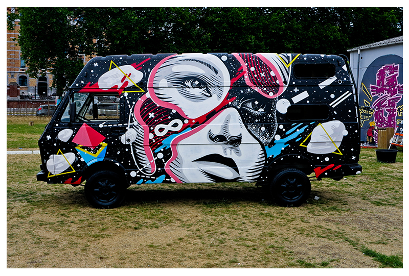 KOSMOPOLITE ART TOUR BRUXELLES 2015 PAR DOURONE