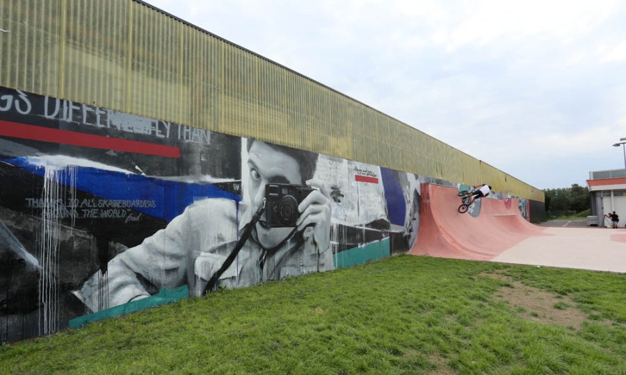 French Fucking Fred - Leica 2 © Sismikazot