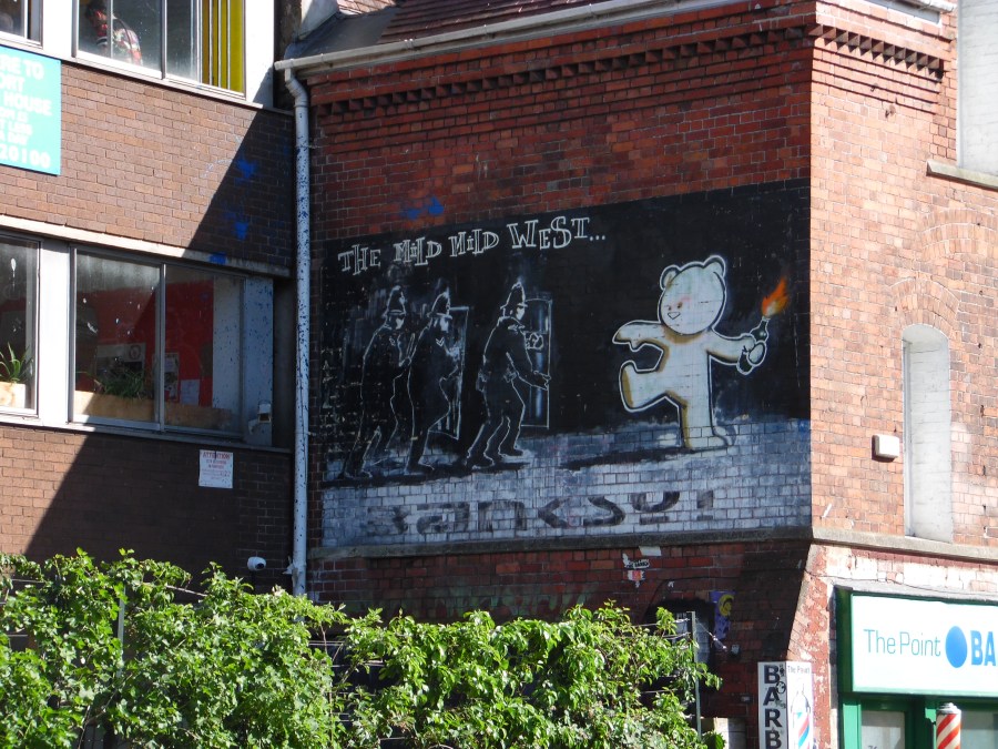 banksy-mild-mild-west-in-bristol