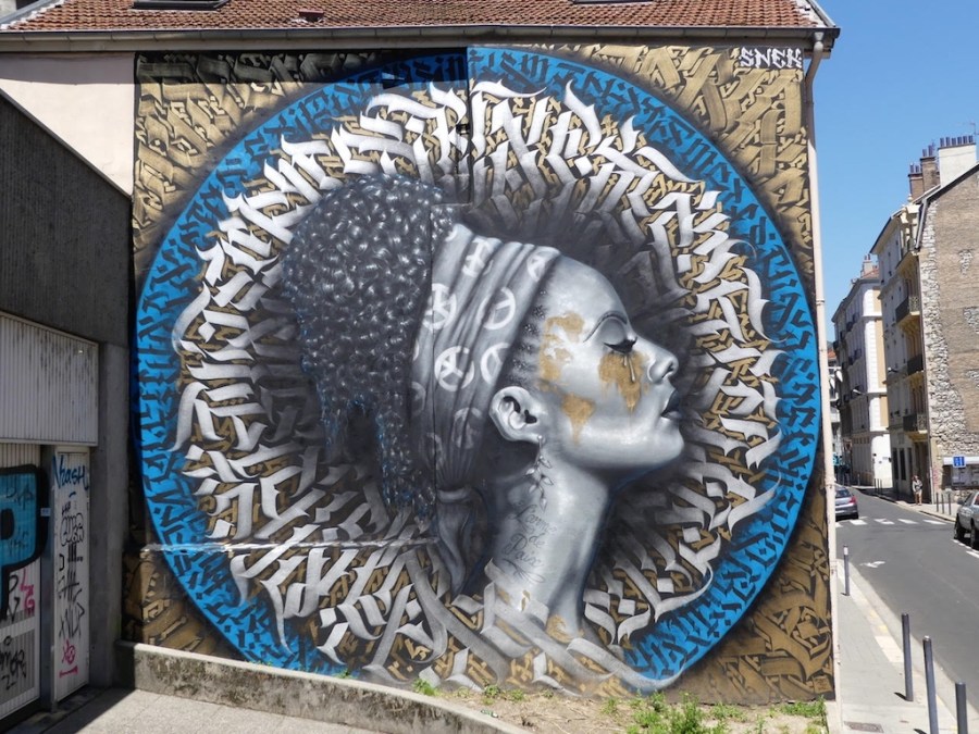 L'arme de paix - Snek (2016)