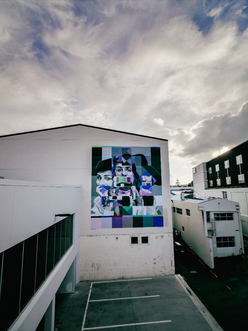 cef8f676-39c3-44b2-bb56-95d1268a9207